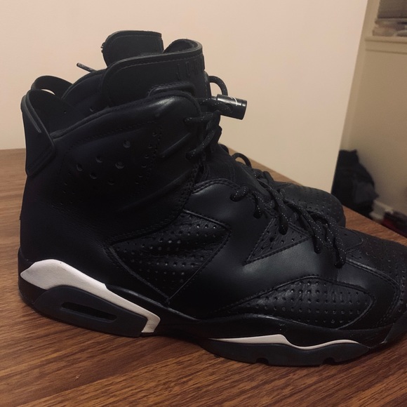 Black cat air Jordan 6s - Picture 2 of 6